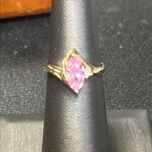 151314 10k yg CZ Elegant Pink marquee / Diamond on sides Women's Ring